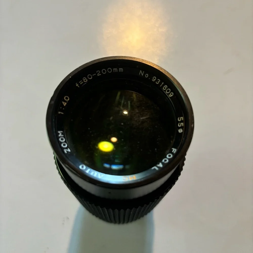 Focal MC Auto Zoom Camera Lens 1:4.0 f=80-200mm Vintage Korea 931609 UNTESTED